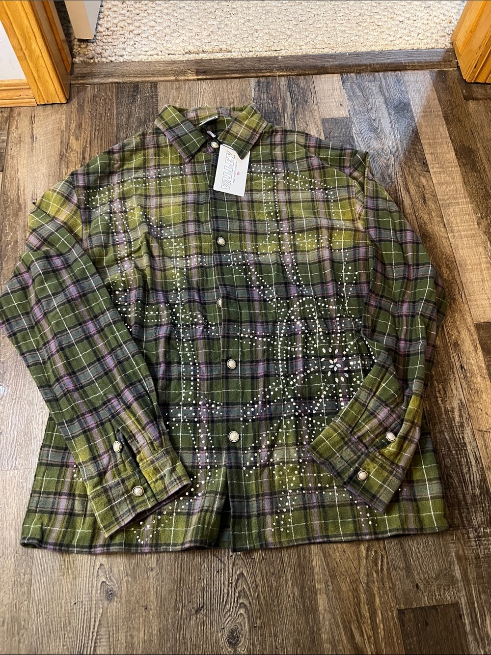 Valley Dreams VVS button up shirt